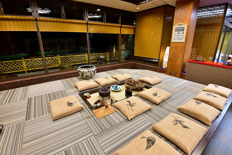 Lobby, Shirahamayasuraginoyado tomarigi, Shirahama