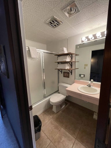 Bathroom 4, Auslander Condominiums, Taos