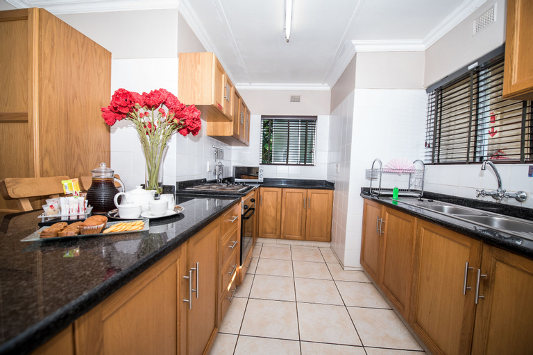 Dining Room 7