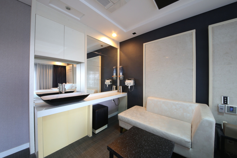 Others 4, Moon Bay Hotel, Suyeong