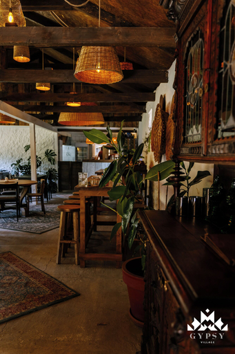 Food & Drinks 5, Gipsy Village, Tetri Tskaro