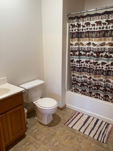Bathroom 3, Timber Haven Cabins, Pennington
