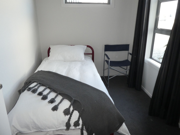 Bedroom 2, Matuki Gold, Mackenzie