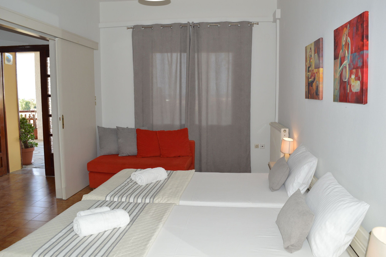 Bedroom 4, Sofia, Crete