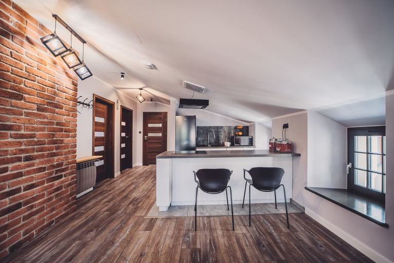 Others 5, Apartamenty Świętego Jakuba, Toruń City