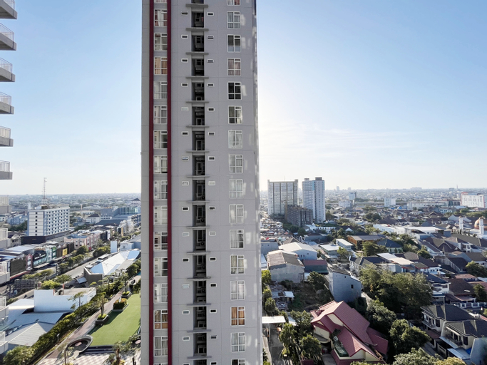 Exterior & Views 5, Best Deal and Tidy Studio Apartment Vida View Makassar By Travelio, Makassar