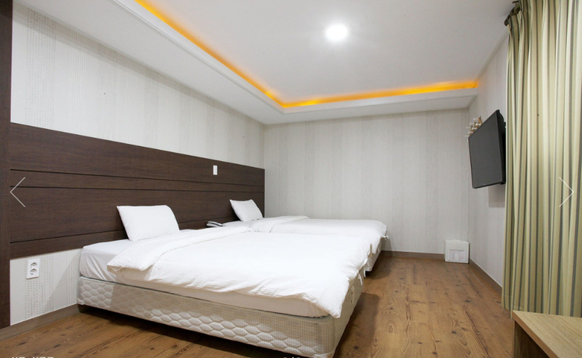 Bedroom 3, Hotel CJ, Jeju