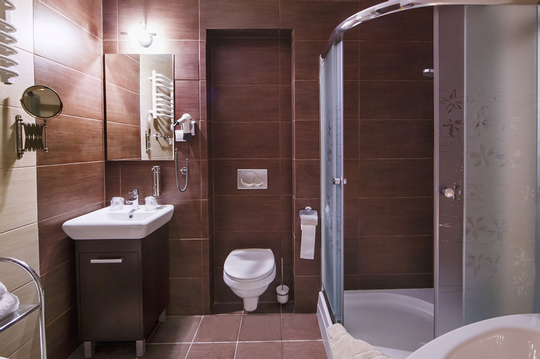 Bathroom 4