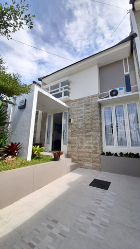 Exterior & Views 5, Villa Kirana Batu, Malang