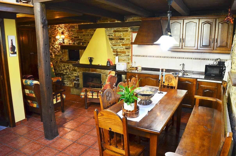 Food & Drinks, Casas Viduedo, Asturias
