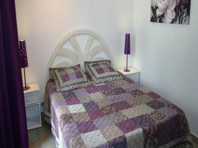 Bedroom 4, A la Verte Campagne, Var
