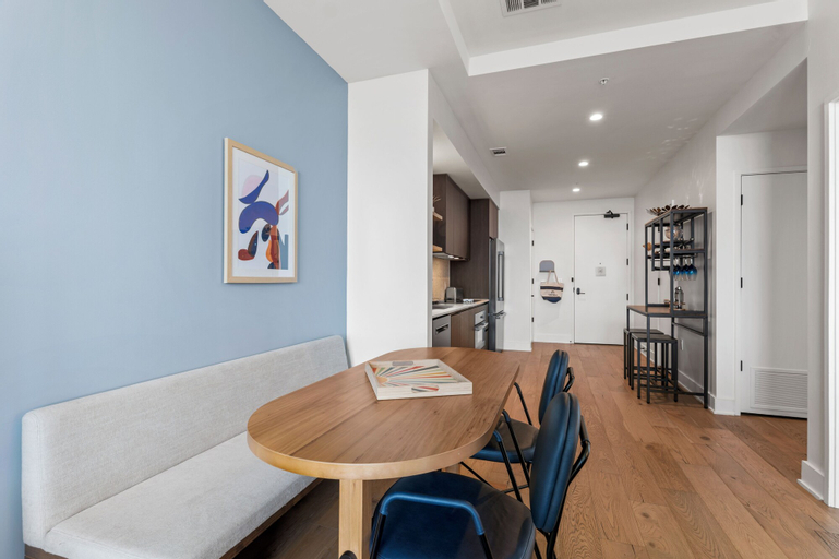 Dining Room 7