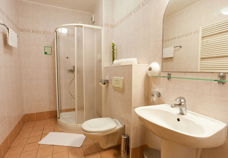Bathroom 3, Villa Lovorka - Hotel Resort Drazica, Krk