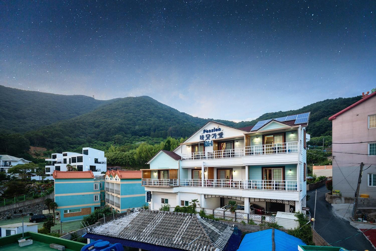 Geoje Beachfront, Geoje