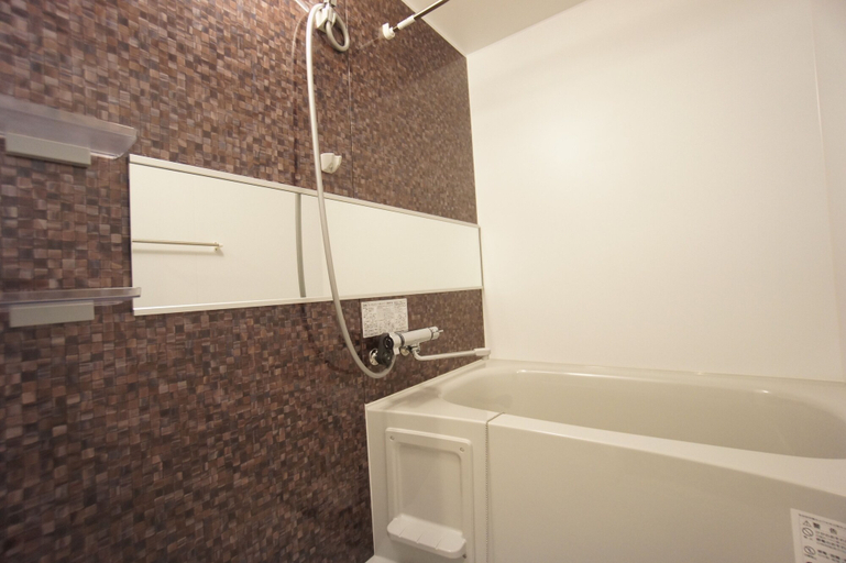 Bathroom 3, Piece Eniwa, Eniwa