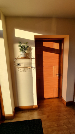 Interior 5, Captivating 1-bed Apartment in Edinburgh, Edinburgh