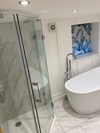 Bathroom 3, Beargarden Road Banbury, Oxfordshire