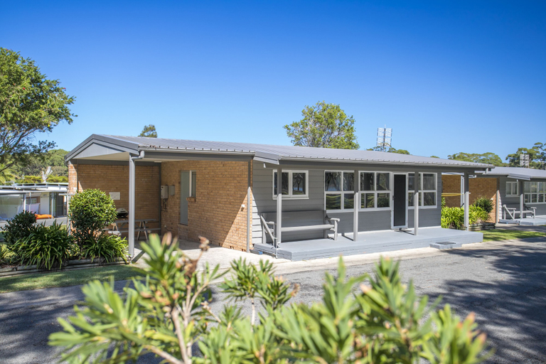 Exterior & Views 2, Lakeside Cabins & Holiday Village, Shoalhaven - Pt B