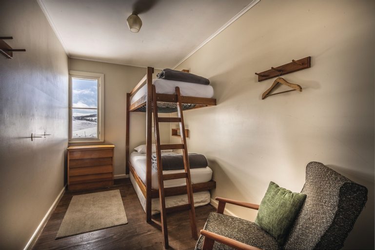 Bedroom 2, Wolgal Hut, Snowy River