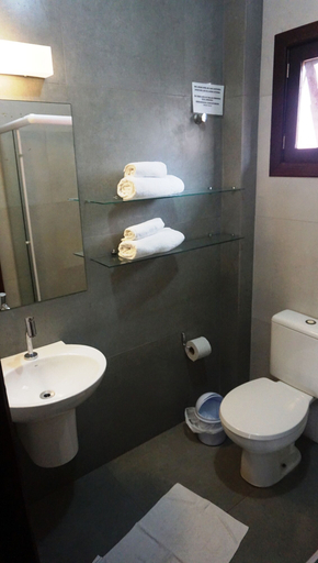 Bathroom 3, Residencial Bahia do Sonho, Bombinhas