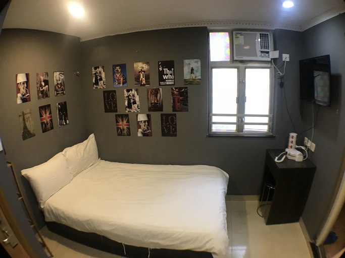 Bedroom 25