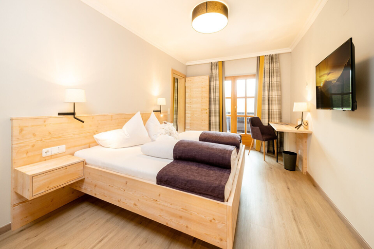Bedroom 4, Übergossene Alm Resort, Zell am See