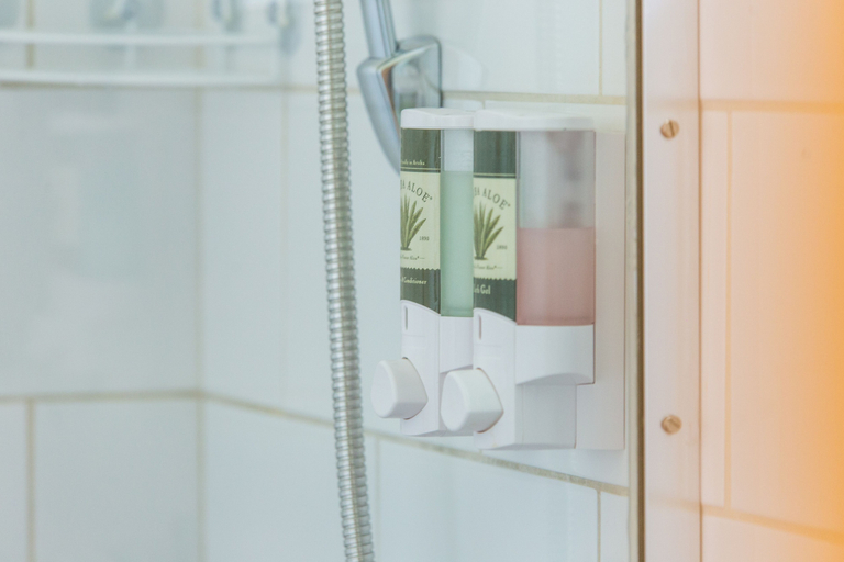 Bathroom 4, Cariñas Studio Apartments
