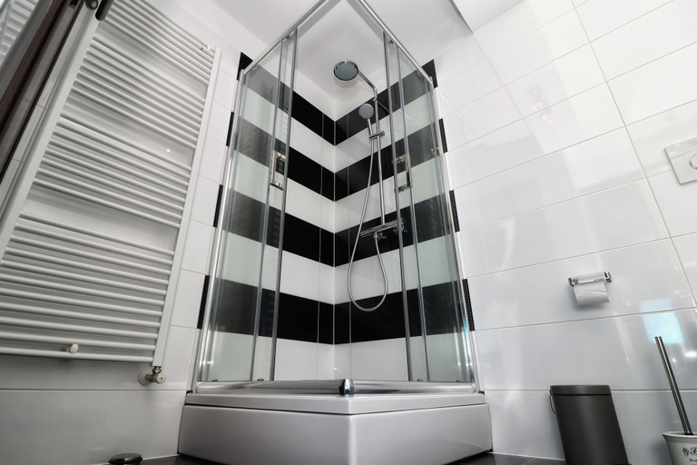 Bathroom 3, Guesthouse Esma, Rovinj