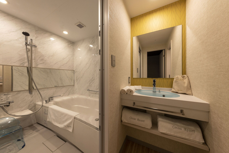 Bathroom 5, Hotel Cocoa, Tōyako