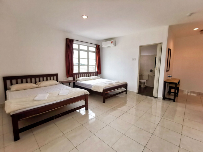 Bedroom 16