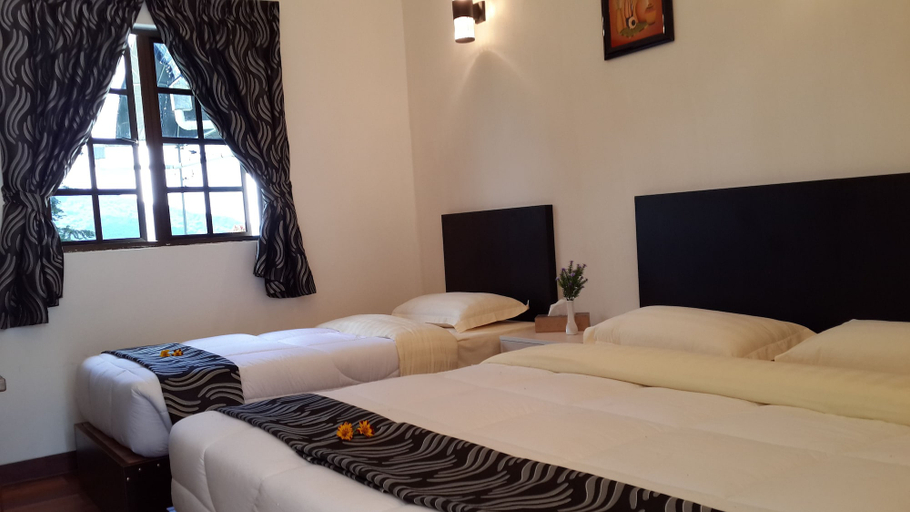 Bedroom 3, Sunlight Suite Sdn Bhd, Cameron Highlands