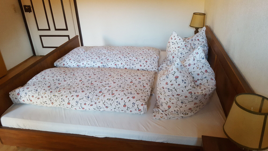 Bedroom 3, Bäckeralm, Miesbach