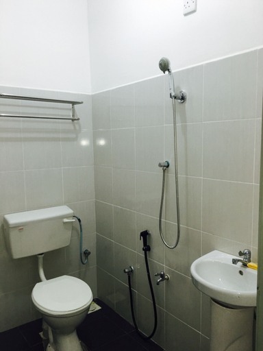 Bathroom 3, Lyaa Resthouse, Langkawi