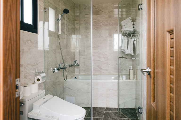 Bathroom 3, Destination Inn, Penghu