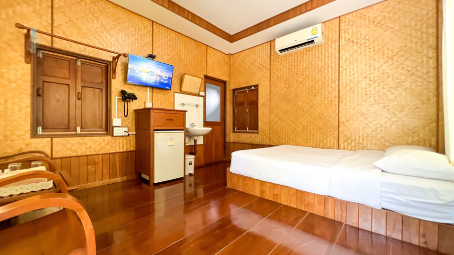 Bedroom 2, Baan Siriporn Resort, Muang Samut Songkhram