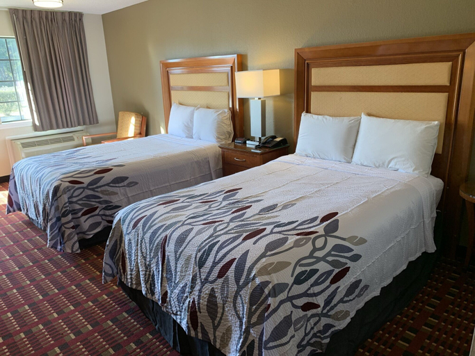 Bedroom 2, Peach Tree Inn, Dorchester
