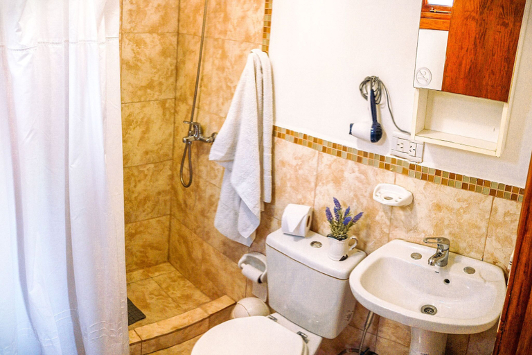 Bathroom 3, Cabañas Las Cumbres, Lago Argentino
