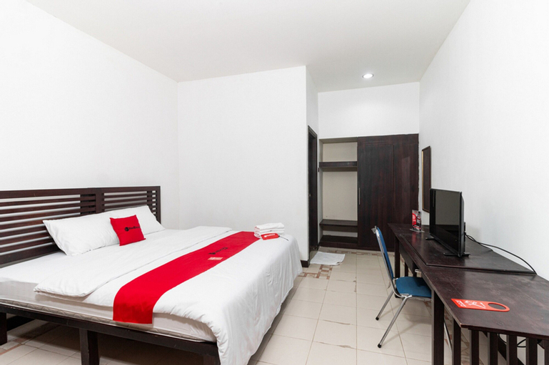Bedroom 8