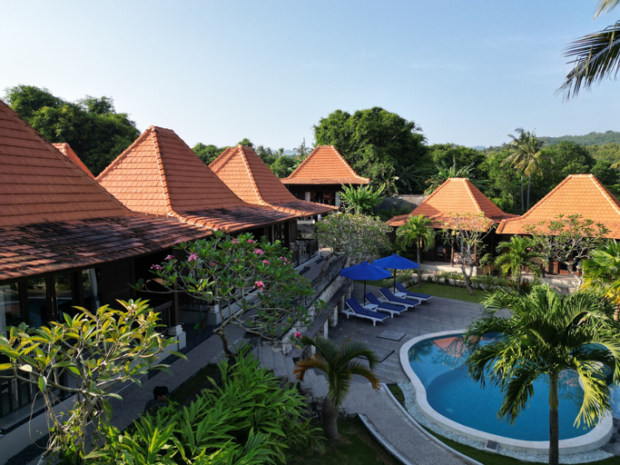 Swimming Pool 1