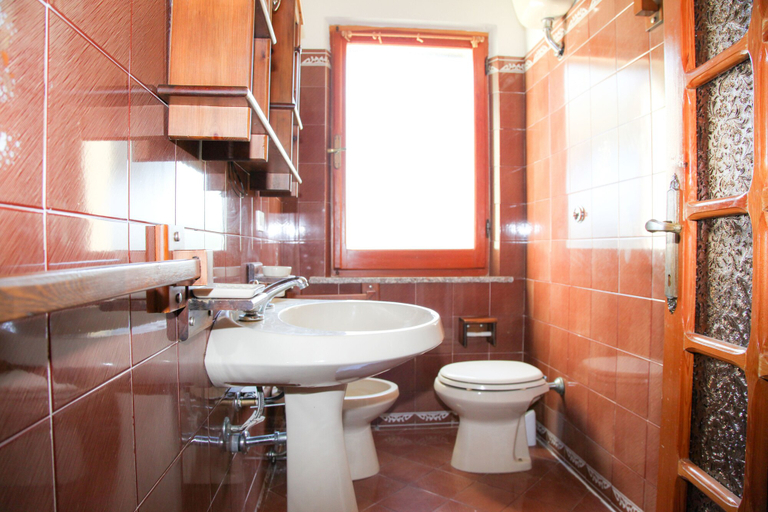 Bathroom, Villetta Le Ortensie SX, Nuoro