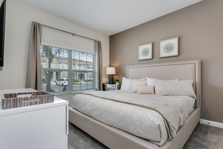Bedroom 2, 4bed 3Ba Storey Lake Home w. Pool, Osceola