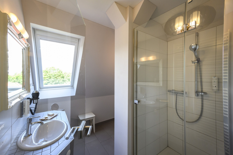 Bathroom 5, Gut Vorbeck, Ludwigslust-Parchim
