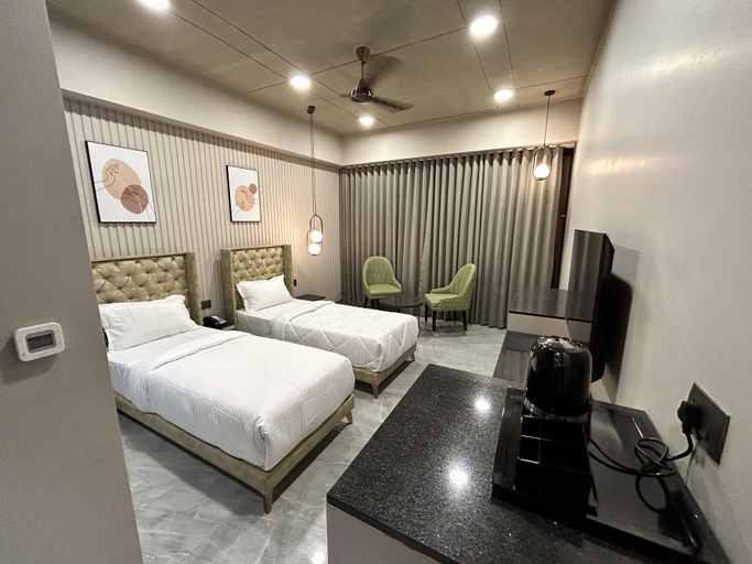 Bedroom 2, Apricot Motera, Gandhinagar