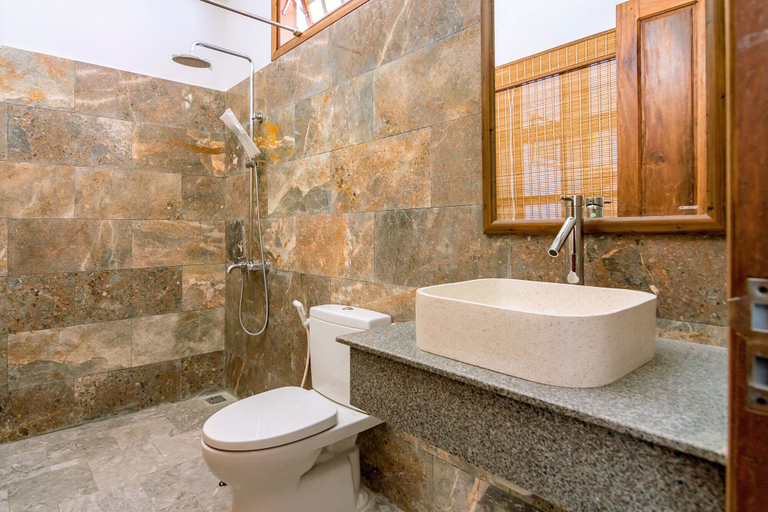 Bathroom 5, Fig Tree Boutique Villa, Da Nang