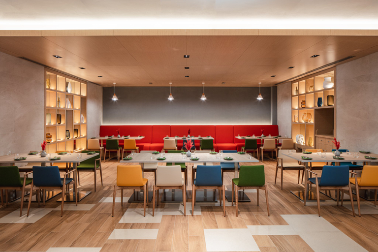Food & Drinks 3, Holiday Inn & Suites DUBAI SCIENCE PARK by IHG, Dubai