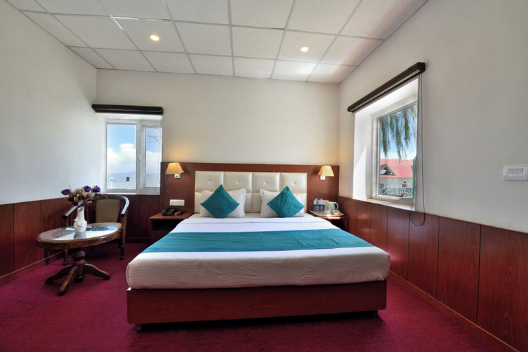 Bedroom 3, Galleu Hill Resort, Shimla