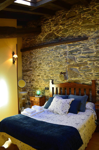 Bedroom 3, Casas Viduedo, Asturias