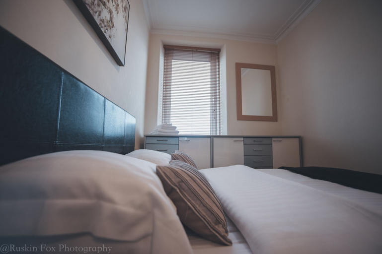 Bedroom 3, Suite Apartments Aberdeen City, Aberdeen
