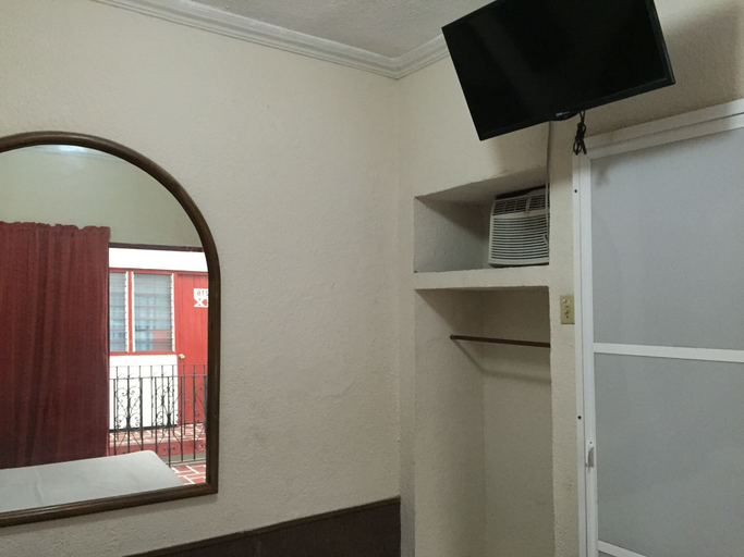 Others 4, Hotel Xalapa, Veracruz