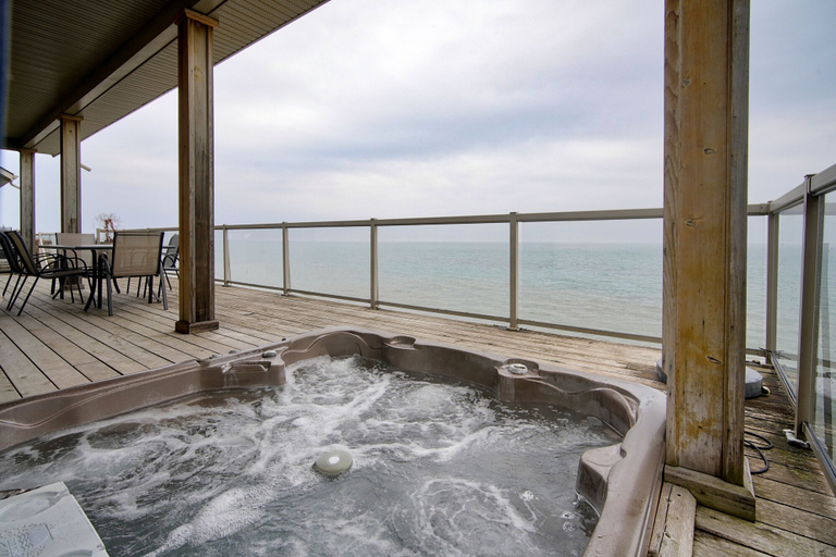Sport & Beauty 5, Blue View Chalets, Grey